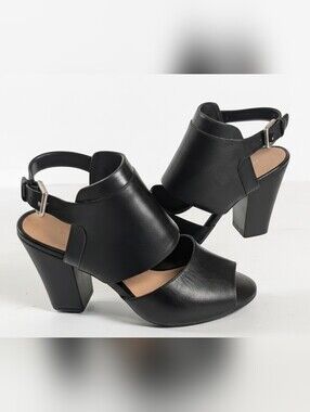 NWOT Nine West "Onlyone" Black Leather Block Heel Sandals Sz 8